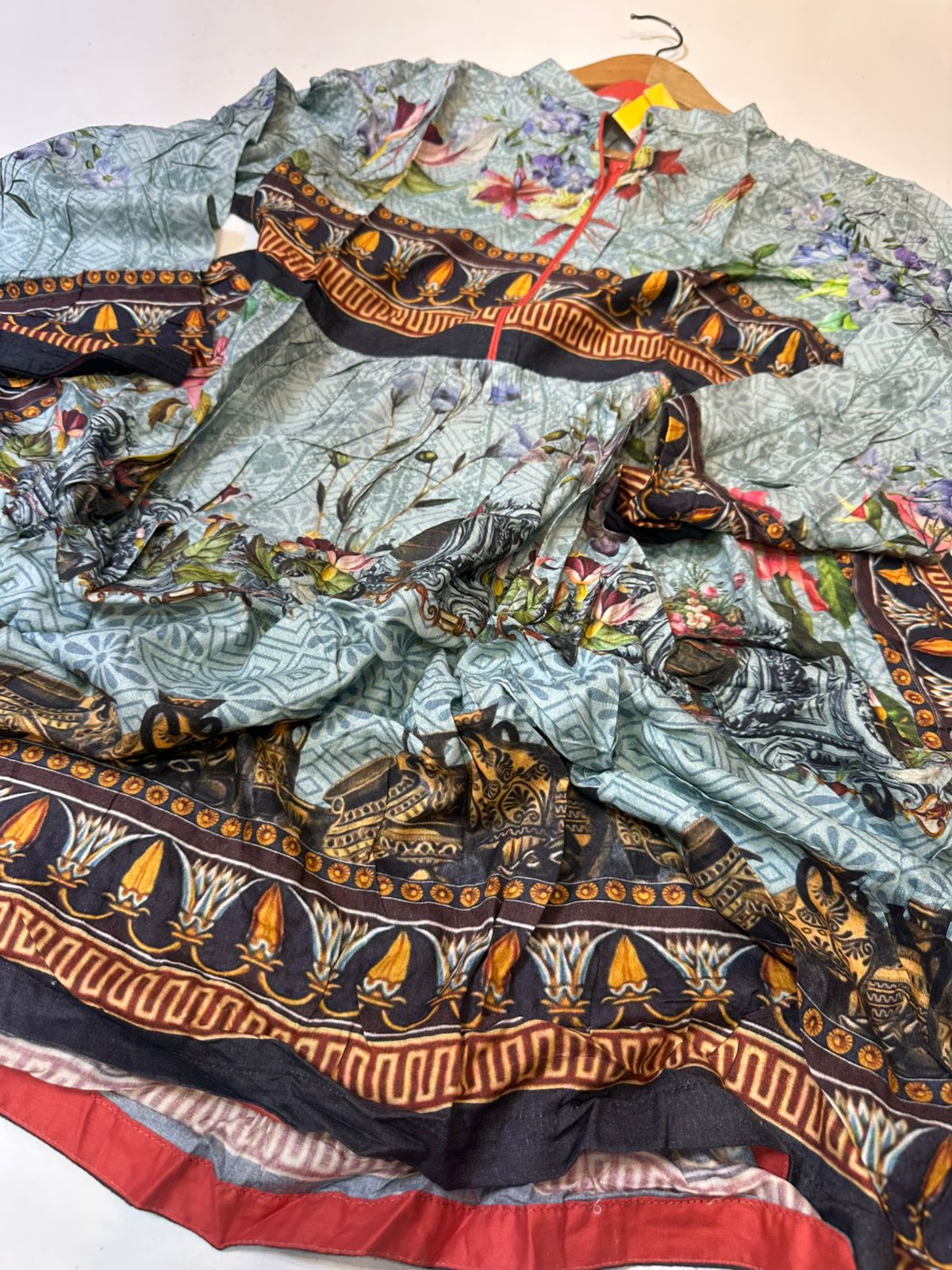 WARDA SIZE SMALL LILEN SHIRT