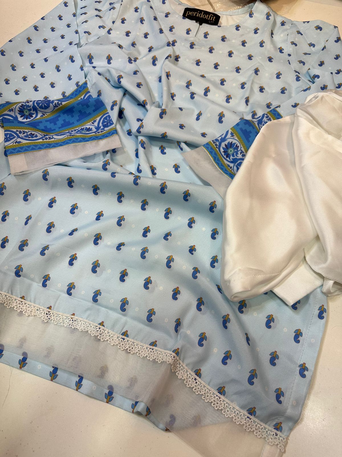 Preet Silk 2pc small