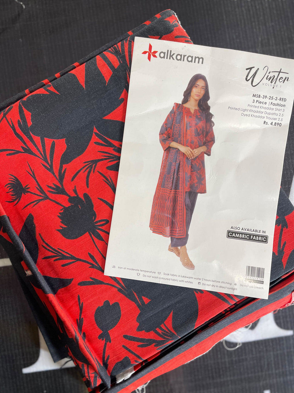 Alkaram red and black khaddar 3-piece unstitched suit - product design